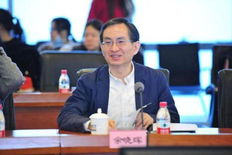 中国信通院联合主办的“新发展格局下,推动全球产业链优化”研讨会成功召开