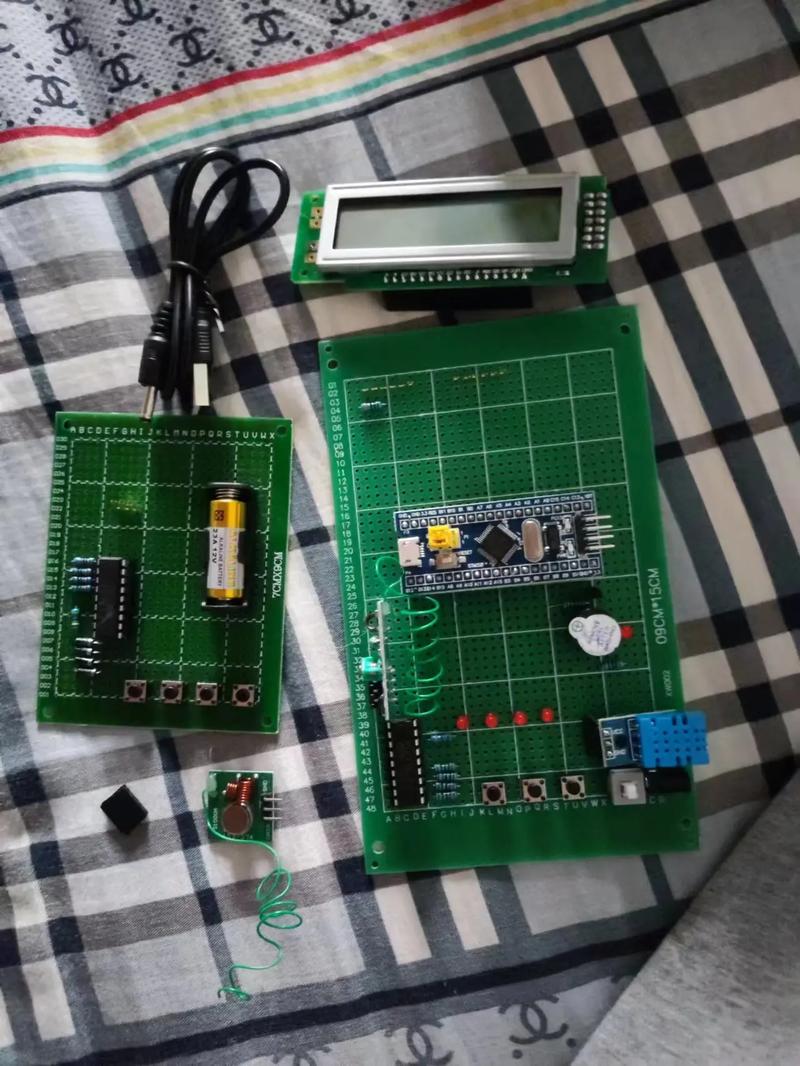 初学者学习51还是STM32