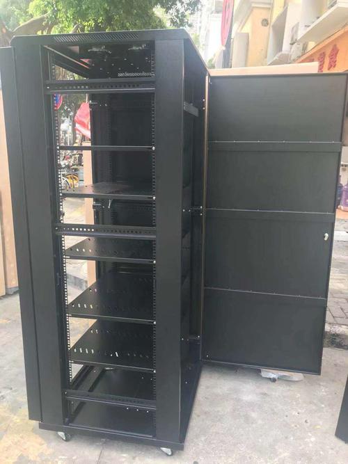 重庆服务器机柜批发云主机